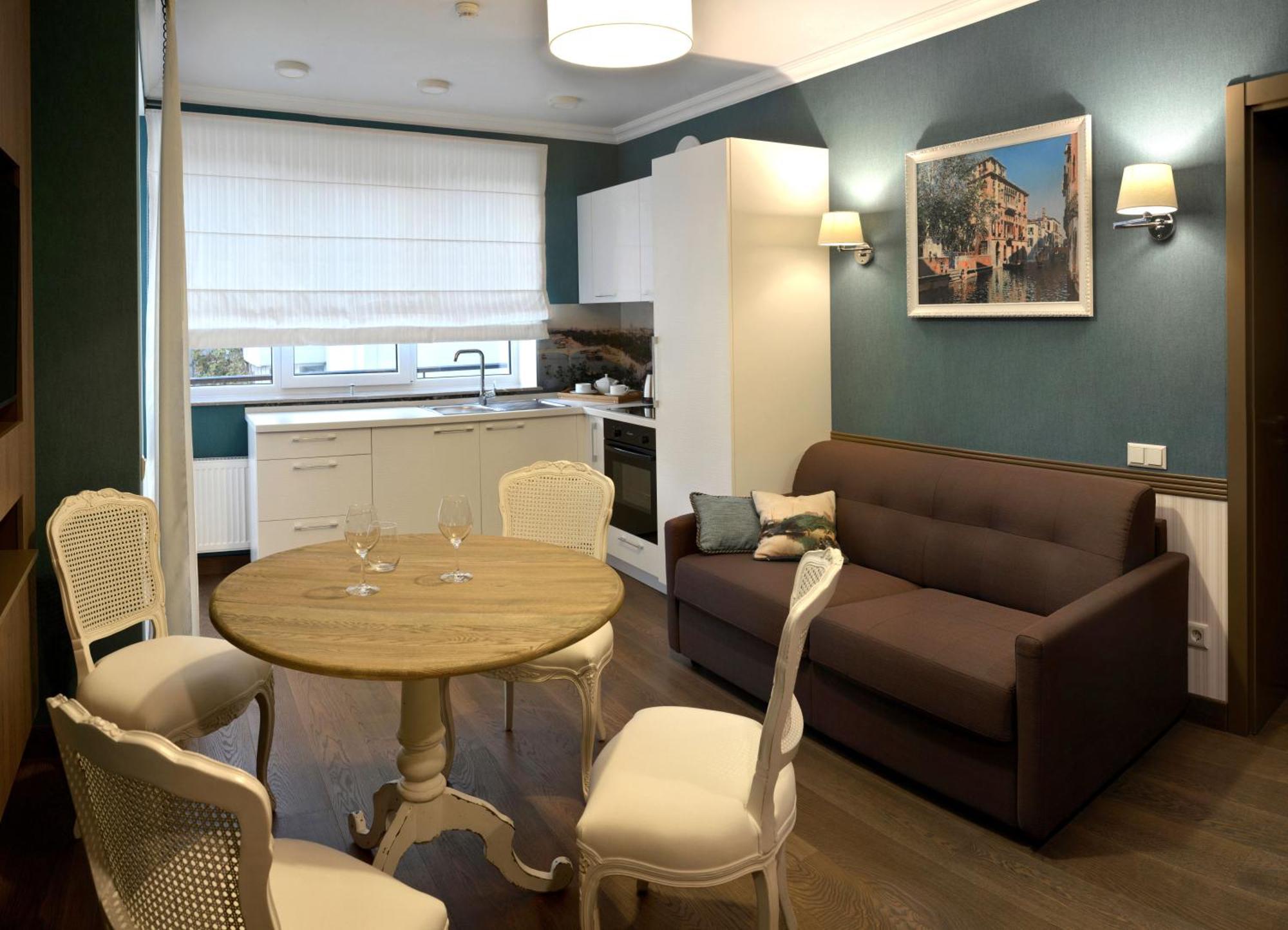 Zentrum Hotel 基希讷乌 外观 照片