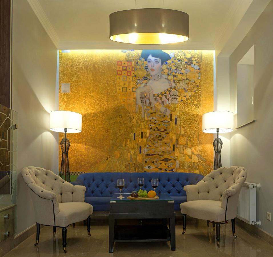 Zentrum Hotel 基希讷乌 外观 照片