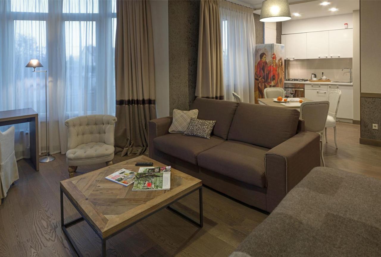 Zentrum Hotel 基希讷乌 外观 照片